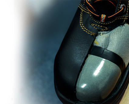 Steel-Toe vs. Composite-Toe: Which Safety Shoe is Right for You?